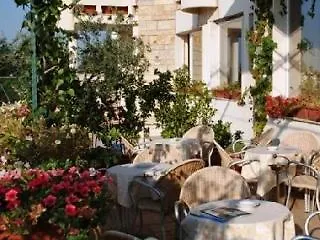 Ξενοδοχείο Eden