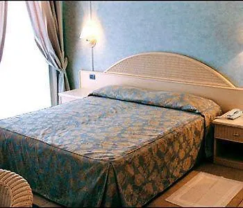 Eden Hotel 4*