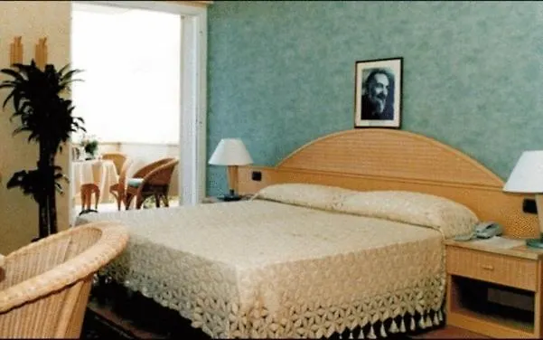 Hotel Eden